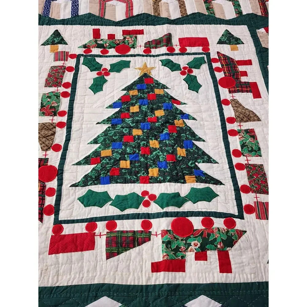 Quilt Christmas Tree Gifts & Train Patchwork Quilt 50x57